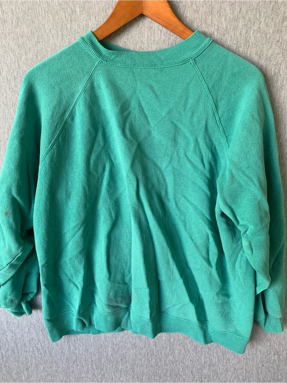 Vintage Women's Blank Teal Crewneck Sweatshirt 90s